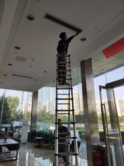 �L�C�P���L����ϴ�DƬ